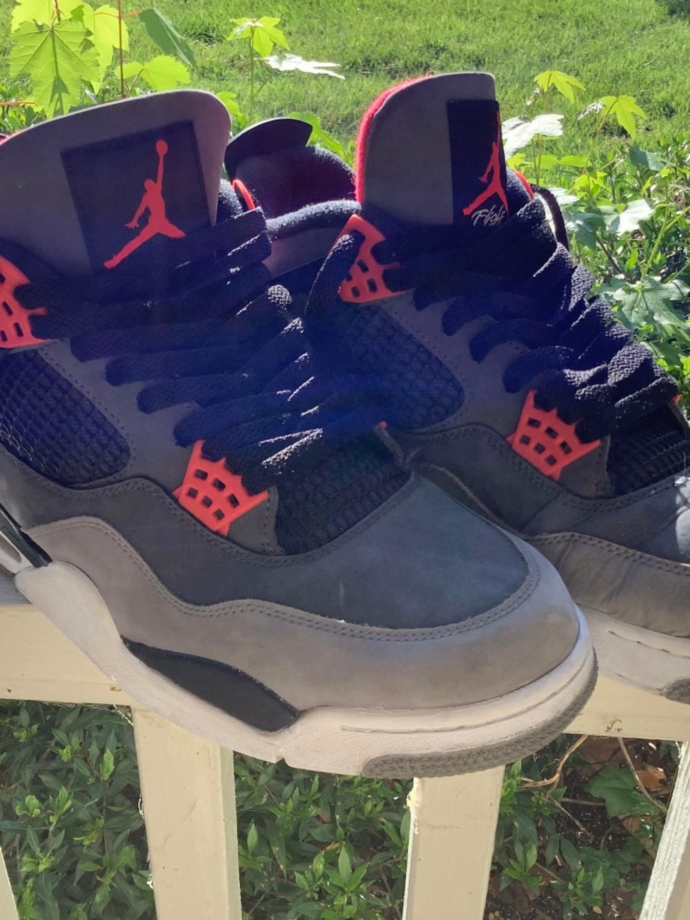 Air Jordan 4 “Infrared” – Size 12 (Men’s)
